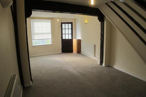 2 bedroom terraced house to rent, The Avenue, Gosport, Hampshire, PO12