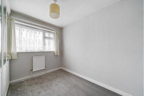 32, Windsor Court Windsor Road, Sunbury-on-thames, TW16 7RA