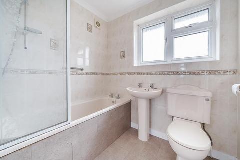 32, Windsor Court Windsor Road, Sunbury-on-thames, TW16 7RA