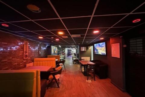 Bar and nightclub for sale - Leasehold Bar & Fast Food Kitchen Located In Coventry City Centre