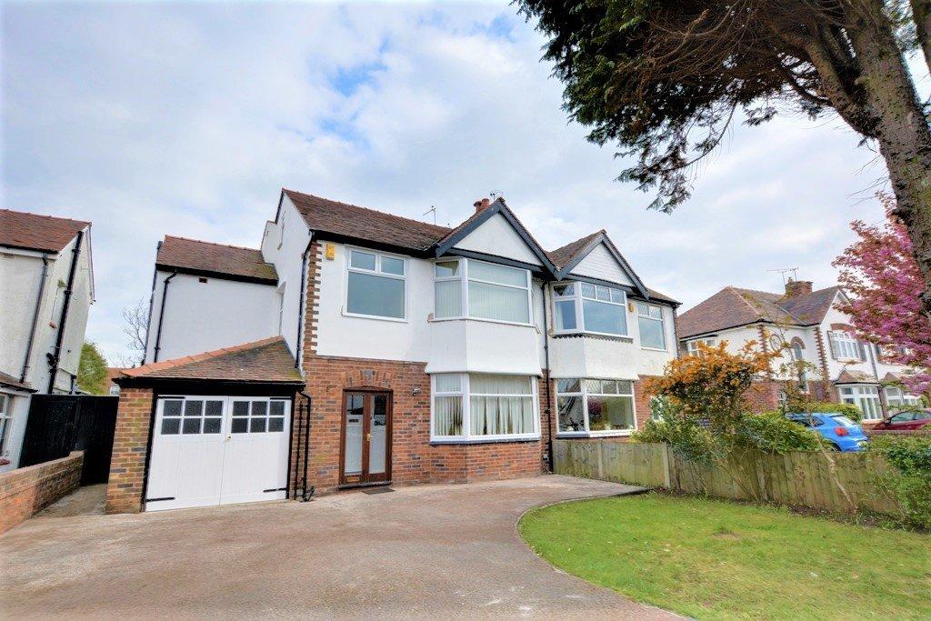 Dunbar Crescent, Southport, PR8 3AA 4 bed semidetached house £1,500 pcm (£346 pw)
