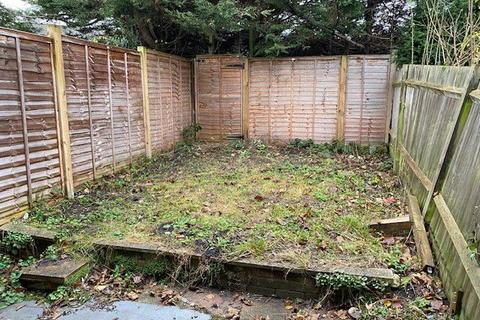 14 Andrews Close, Worcester Park, KT4 8PF