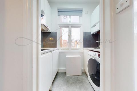 Studio to rent, Hunter Street, Bloomsbury, WC1