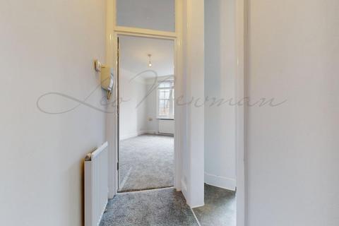 Studio to rent, Hunter Street, Bloomsbury, WC1