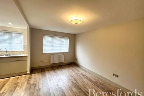 5 Leston Close, Rainham, RM13 9NF