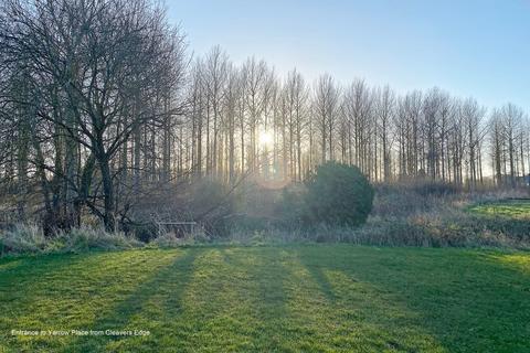 10 Yarrow Place, Ampthill, Bedford, MK45 2HG