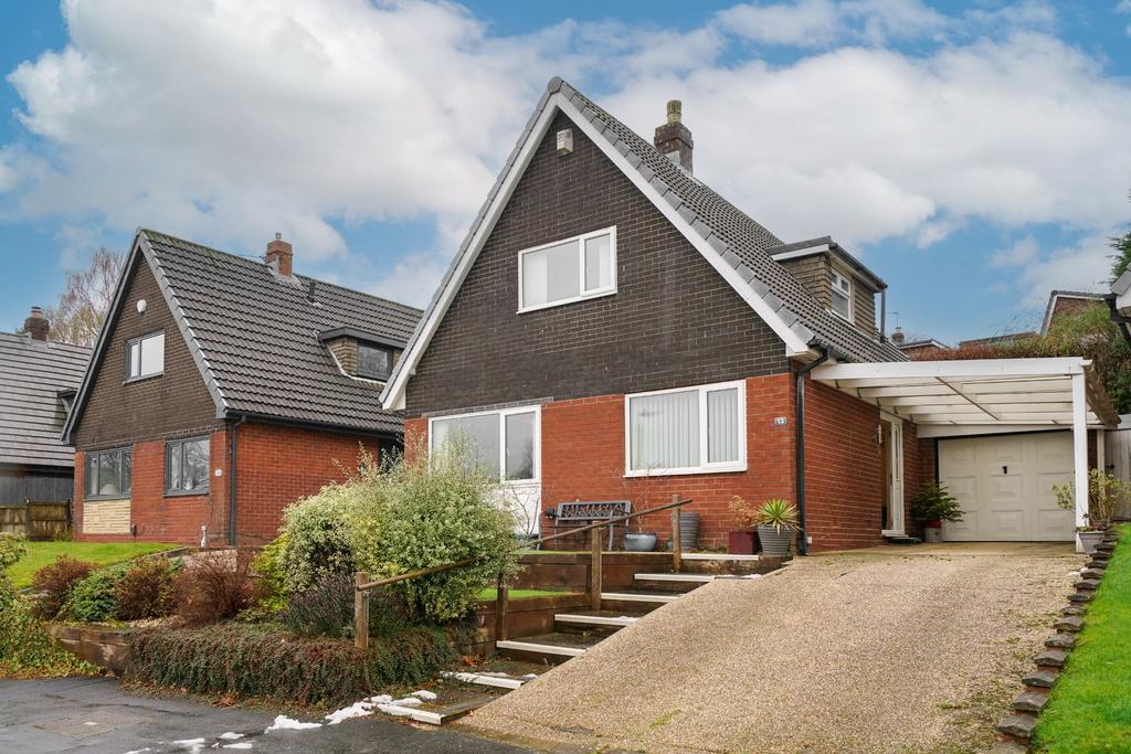 Briggs Fold Road, Egerton, Bolton, BL7 3 bed detached house for sale