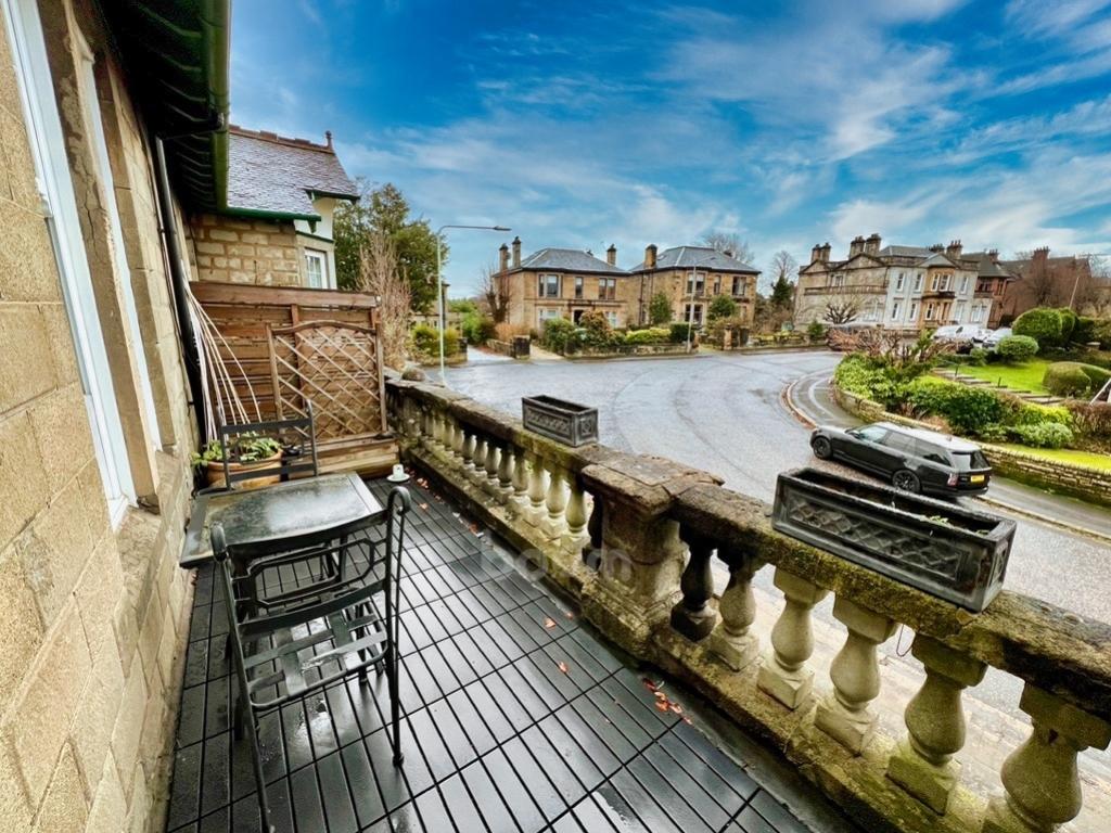 59 Greenlaw Avenue, Paisley 4 bed character property £279,995