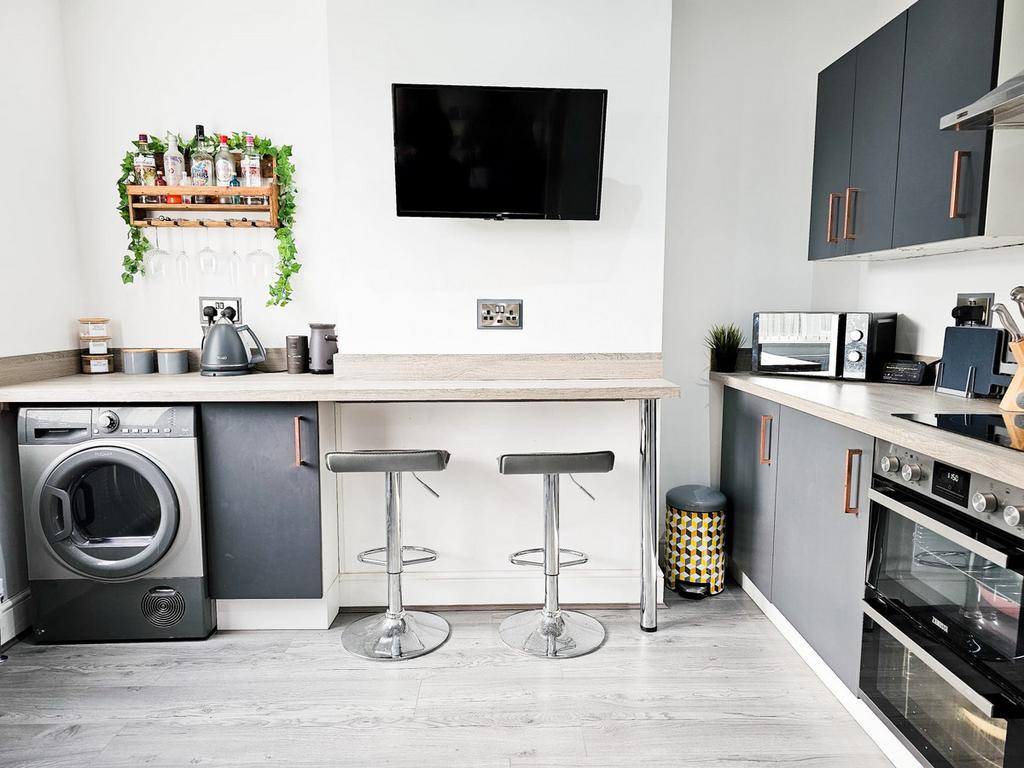 Edward Road, Coventry, CV6 3 bed terraced house £200,000