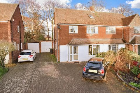4 bedroom semi-detached house for sale, Firs Close, Aylesford, Kent