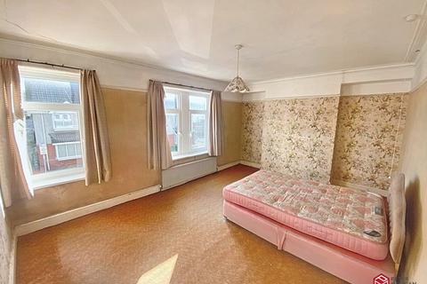 3 bedroom terraced house for sale, Ena Avenue, Neath, Neath Port Talbot. SA11 3AD