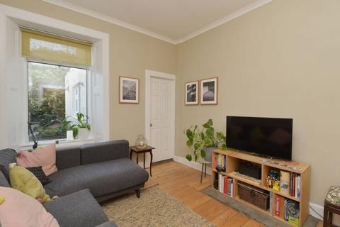 8 Ryehill Grove, Edinburgh, EH6 8ET