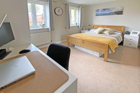 40 Fleming Way, Exeter, EX2 4TP