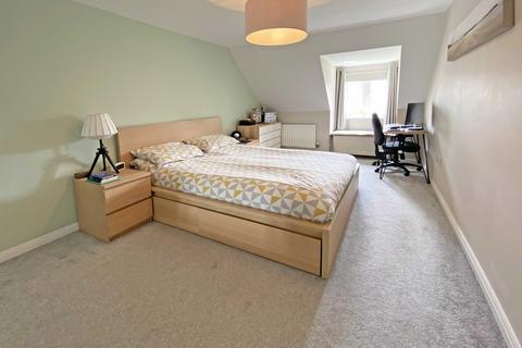 40 Fleming Way, Exeter, EX2 4TP