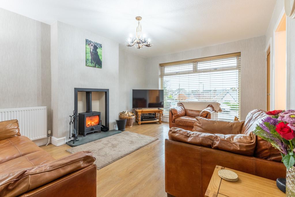 46 Church Hill Avenue, Warton, Carnforth, Lancashire, LA5 9NU 3 bed
