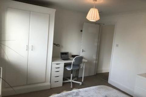 4 bedroom flat to rent, Lyon Street, Southampton