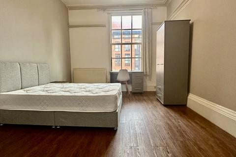 6 bedroom flat to rent - Mansfield Road, City Centre