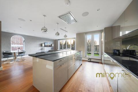 3 bedroom apartment for sale, Murano House, Cockfosters Road, EN4