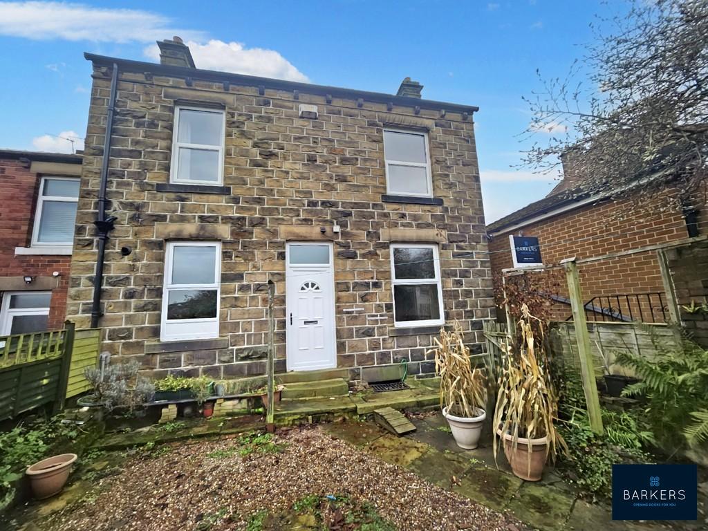 Victoria Street, Birstall, Batley 2 bed end of terrace house for sale