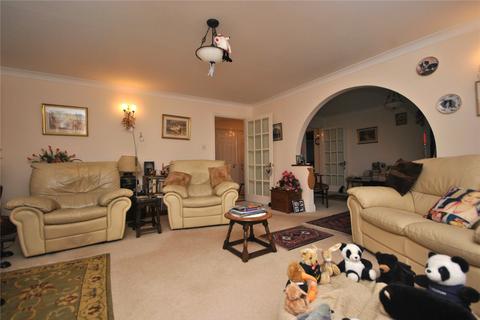 44 Beechwood Drive, Crewkerne, TA18 7BY