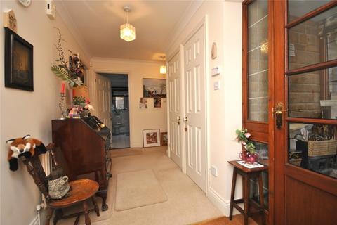 44 Beechwood Drive, Crewkerne, TA18 7BY