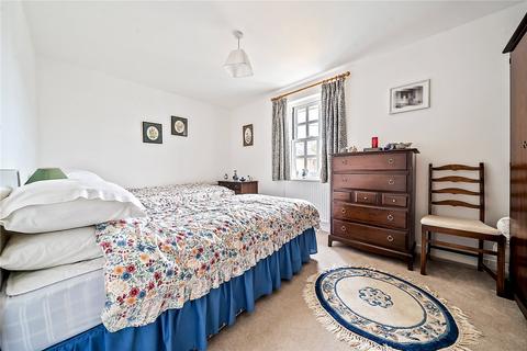 1 Saunders Mews, Winkleigh, EX19 8UB