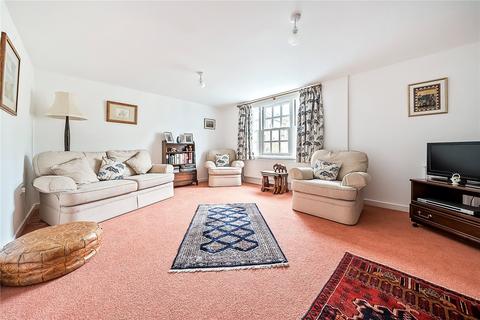 1 Saunders Mews, Winkleigh, EX19 8UB