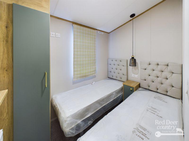 Twin Bedroom