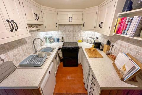Bumble Bee Cottage Barkwith Road, South Willingham, Market Rasen, LN8 6NN