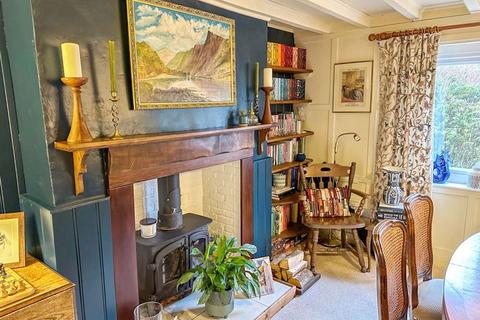 Bumble Bee Cottage Barkwith Road, South Willingham, Market Rasen, LN8 6NN