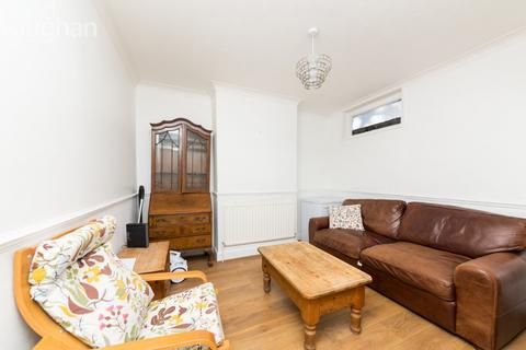 4 bedroom terraced house to rent, Ladysmith Road, Brighton BN2