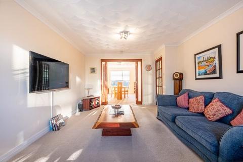 2 bedroom flat for sale - Hamilton Road, Motherwell