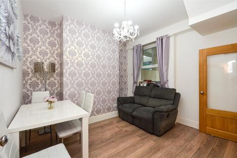 4 bedroom terraced house for sale, Oswald Road, Llandudno Junction, Conwy, LL31
