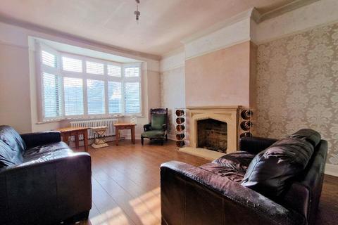 4 bedroom detached house for sale - Bournes Green Chase, Shoeburyness, Essex, SS3 8UA