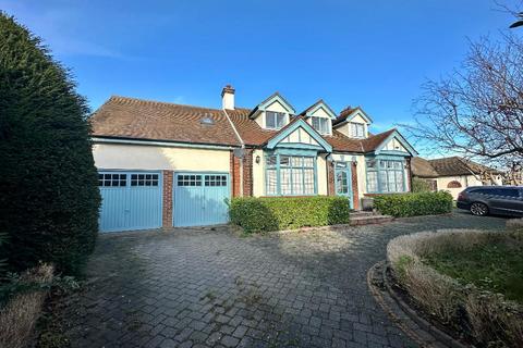 4 bedroom detached house for sale, Bournes Green Chase, Shoeburyness, Essex, SS3 8UA