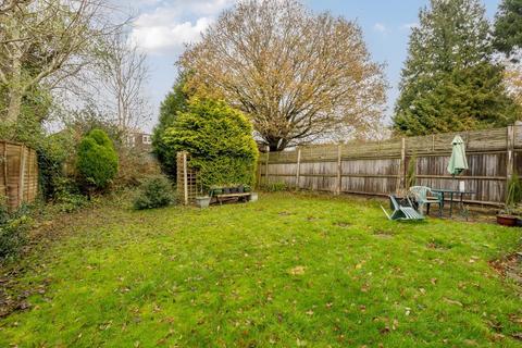 40 Orchard Road, South Croydon, CR2 9LU