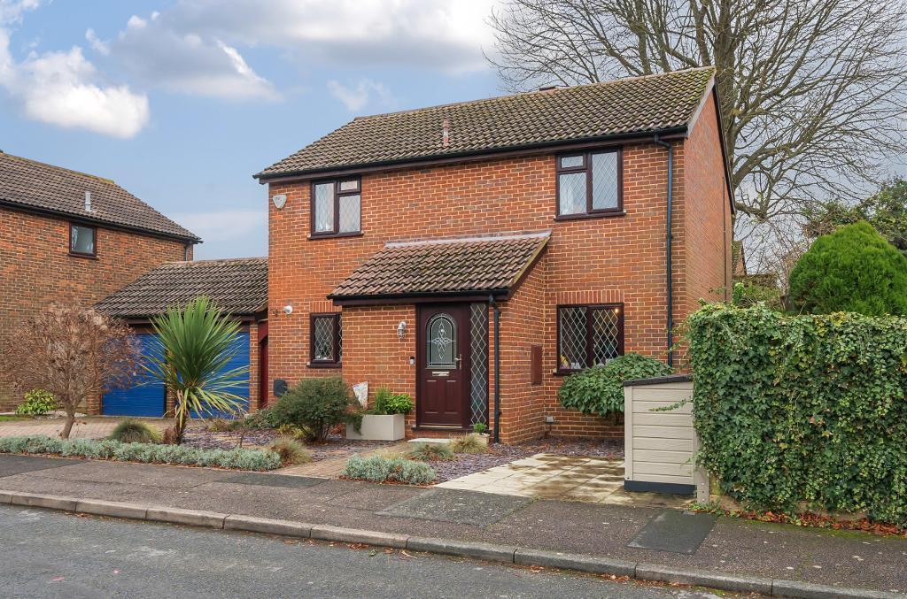 Maywater Close, Sanderstead, CR2 0RS 4 bed detached house for sale £