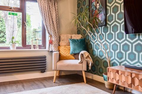 54 Maywater Close, South Croydon, CR2 0RS