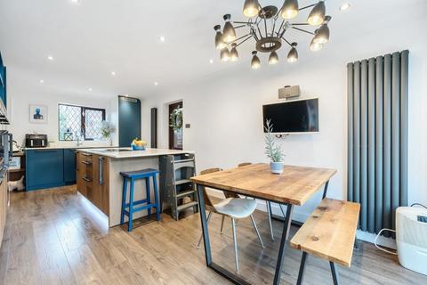 54 Maywater Close, South Croydon, CR2 0RS