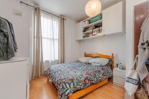 1 bedroom flat for sale, Shardeloes Road,  London, SE14
