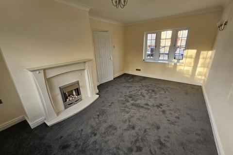 4 bedroom semi-detached house to rent, Lancaster Street, Thurnscoe