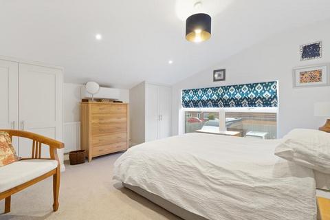 4 bedroom end of terrace house for sale, Meadow View, Worcester Road, Hanley Swan, Worcestershire, WR8 0AP