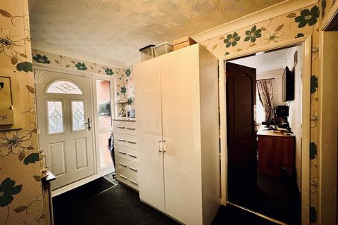 2 bedroom detached bungalow for sale - Fell Close, Scarborough