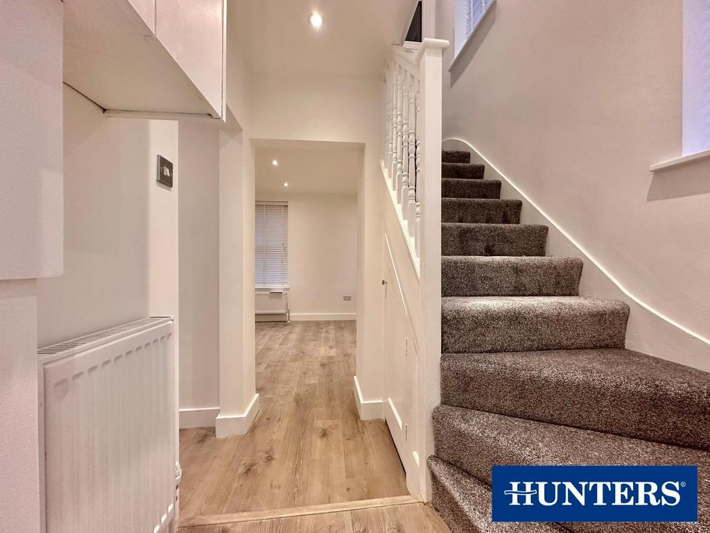 Shrewsbury Road, Carshalton 3 bed end of terrace house to rent £2,000