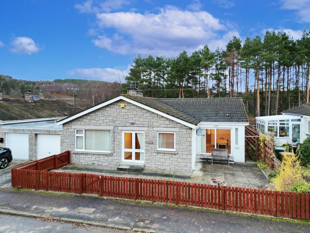 Seafield Court, Grantown on Spey 3 bed detached bungalow for sale £