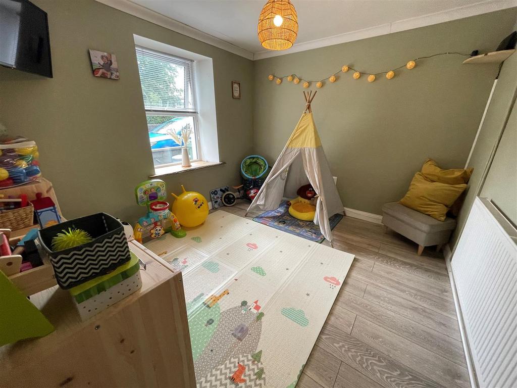 Front Sitting Room