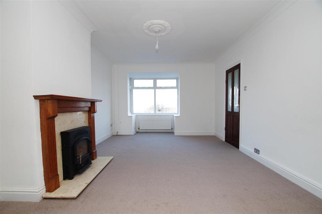 Carstairs Avenue, Swindon SN3 3 bed end of terrace house for sale £