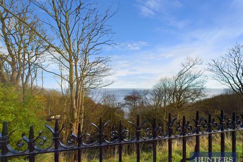 undefined, Esplanade, Scarborough