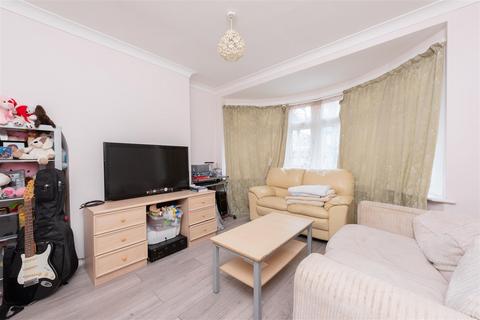 4 bedroom terraced house for sale, London Road, Isleworth