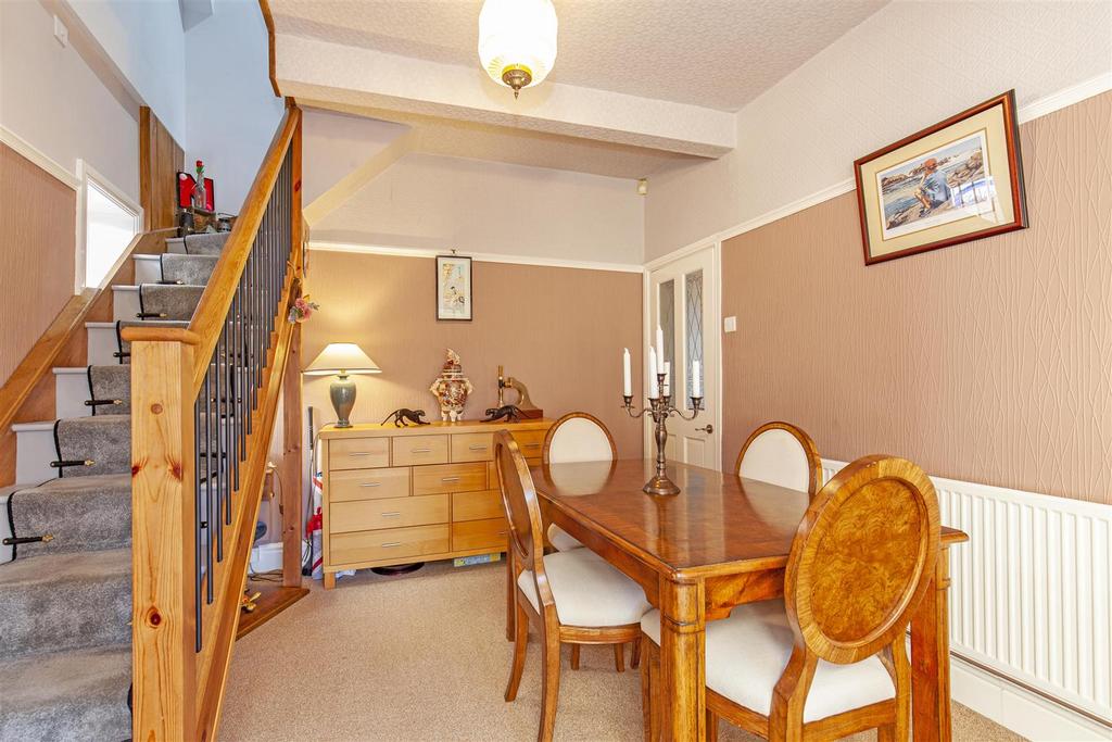 Dining Room-2.jpg